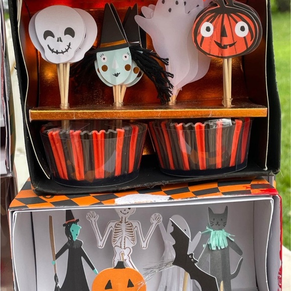 Cupcake Halloween topper sets new - Picture 2 of 3